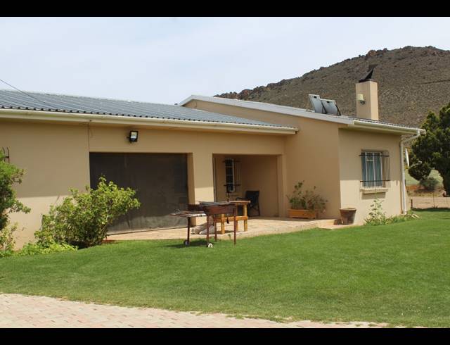 3,107HA FARM FOR SALE IN CALVINIA RURAL